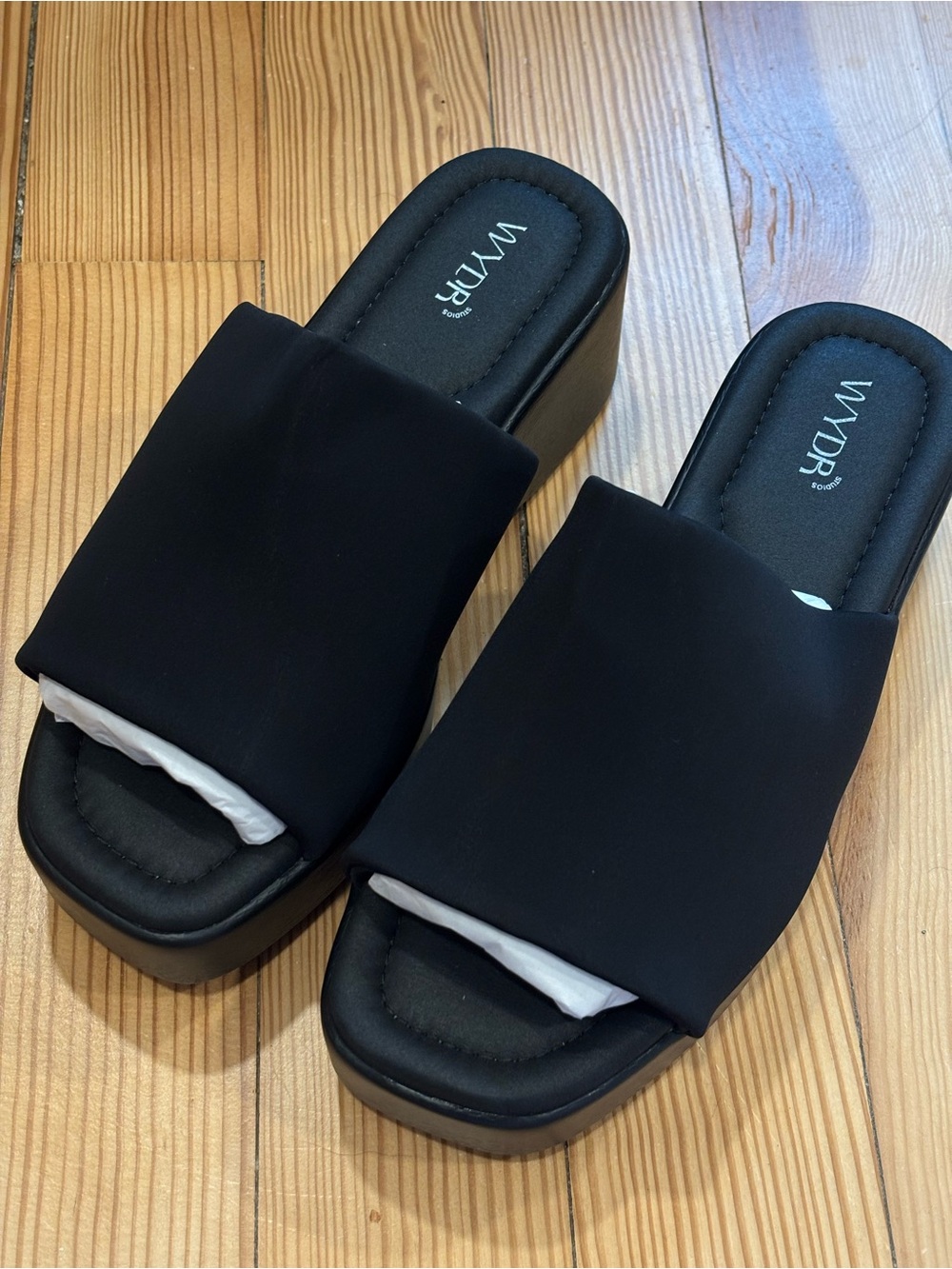 NWT Wydr Studios Black Wedge Slides